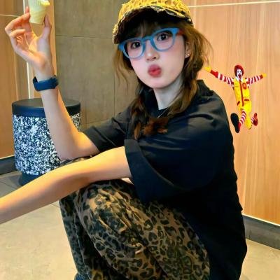铁金刚勇斗女杀手